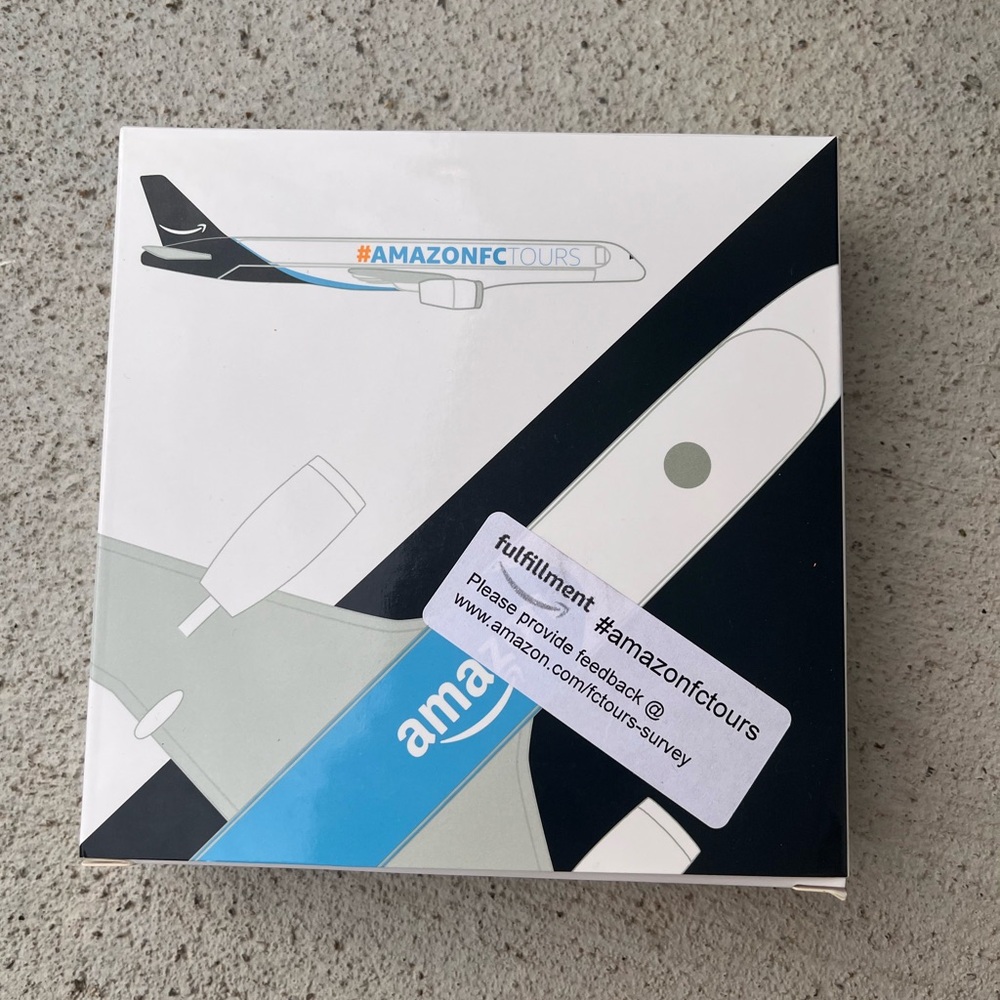 Amazon FC Tours Fulfillment Center Die-Cast Delivery Plane Collectible 1:64